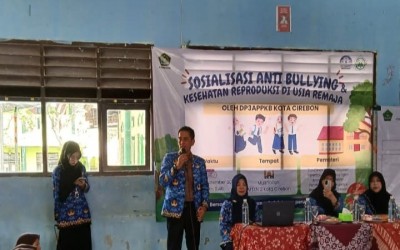 Gandeng DP3APPKB, MTsN 2 Kota Cirebon Gelar Sosialisasi Anti Bullying dan Kesehatan Reproduksi bagi Remaja